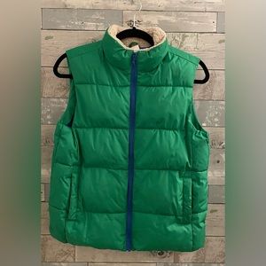 Green & Blue Warm Puffer Vest Girls Size L (10-12).  Sherpa warm collar.